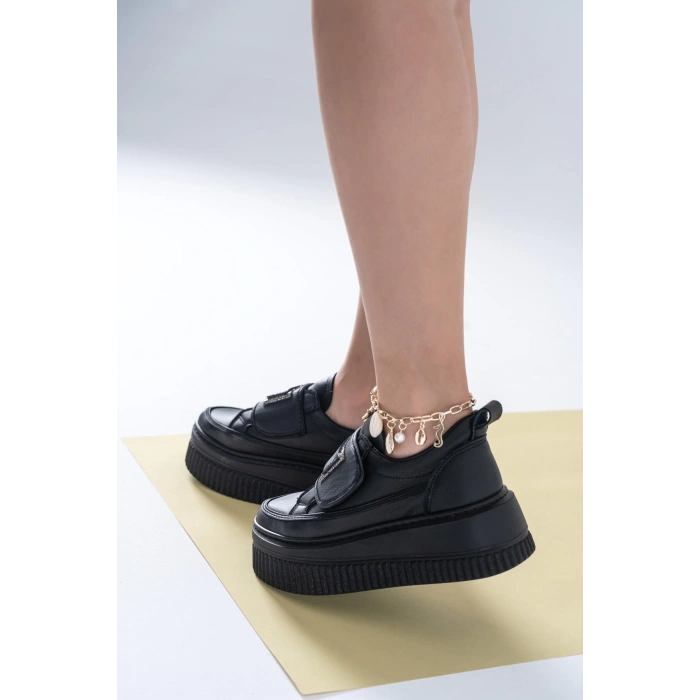 Fleur Siyah Kalın Taban Spor Ayakkabı