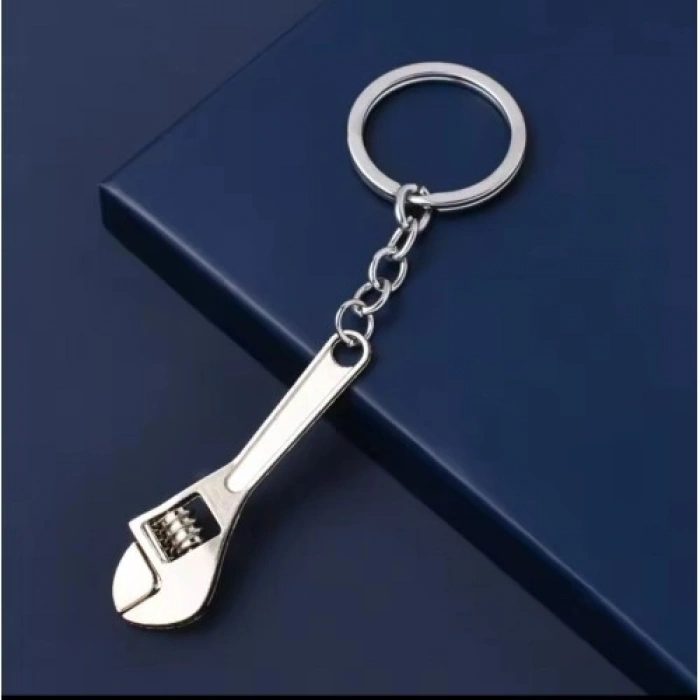 Fonksiyonel İngiliz Anahtarı Şeklinde Metal Anahtarlık