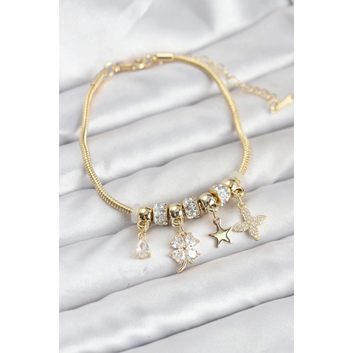 Gold Renk Pirinç Yonca Charmlı Kadın Bileklik - TJ-BB8203