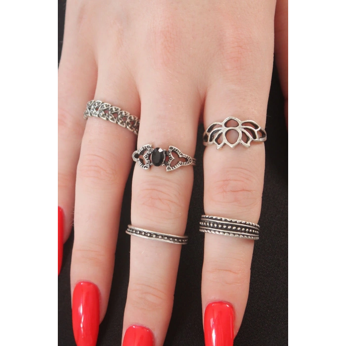 Gümüş Renk Lotus Model Siyah Kristal Taş Detay Bayan Yüzük Kombin - TJ-BYK2740