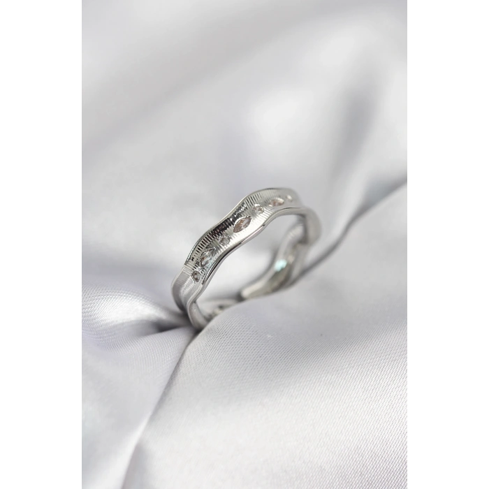 Gümüş Renk Su Damlası Model Zirkon Taşlı Kadın Yüzük - TJ-BYK4122