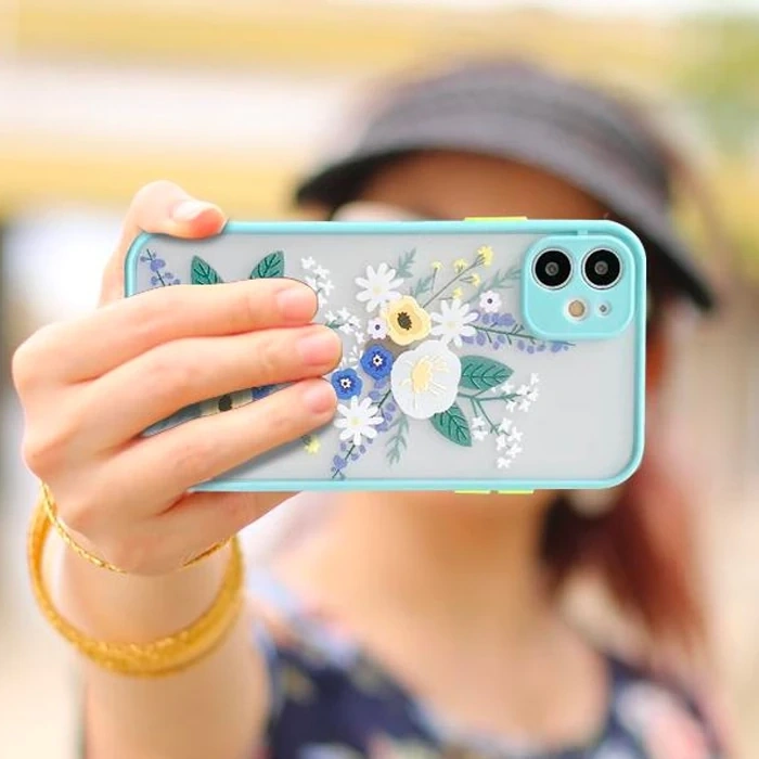 İphone 12 6.1inç Kamera Korumalı Çiçek Desenli Silikon Kılıf