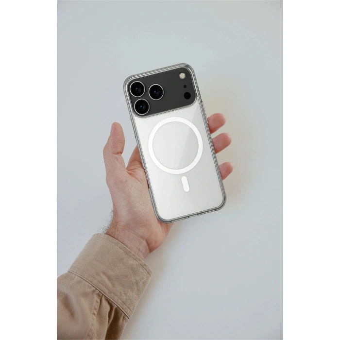 iPhone 17 Pro Kılıf Magneticsafe Şeffaf Silikon - Şeffaf
