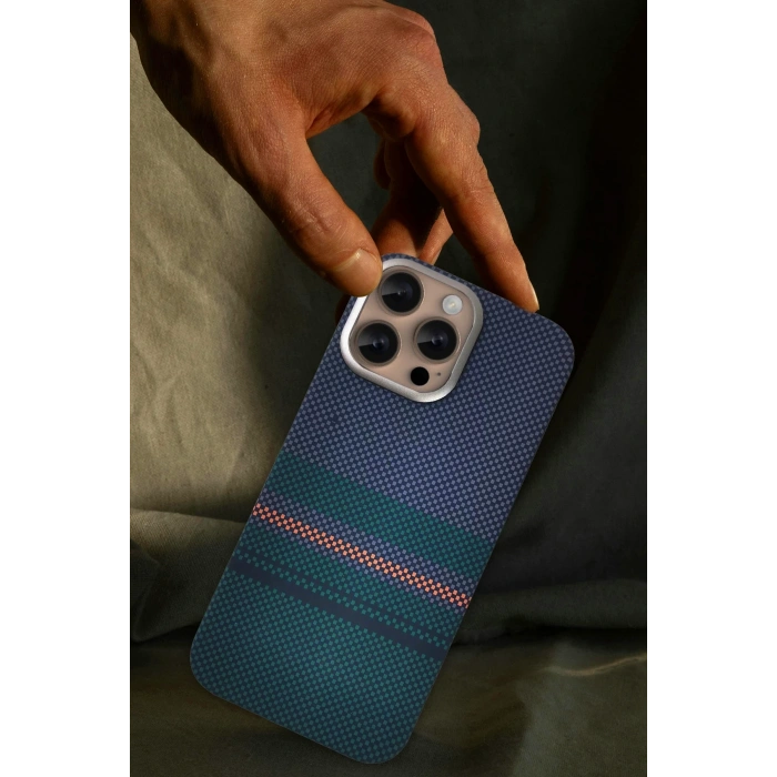  iPhone 15 Pro Max Besa Magsafe Kapak - Desert