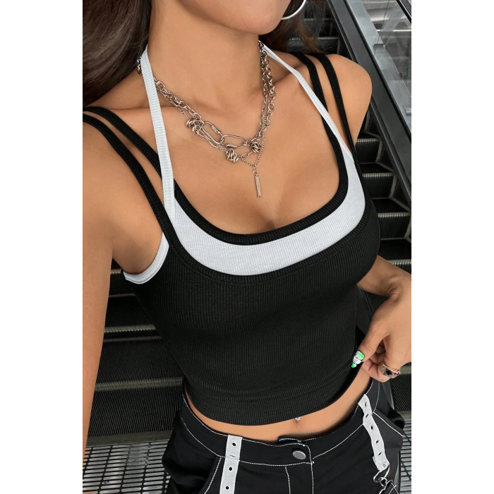 Kadın Beyaz Siyah Çift Renk Çapraz Askılı Crop Top Bluz