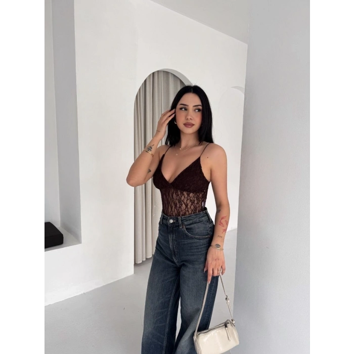 Kadın Dantel Detaylı Derin Dekolte Body Şık Kolsuz Yazlık Bodysuit - Kahvrenegi