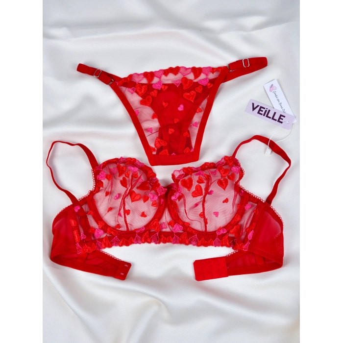 Kadın  Kalpli Kırmızı Dantelli Balenli  Sütyen Külot Takım