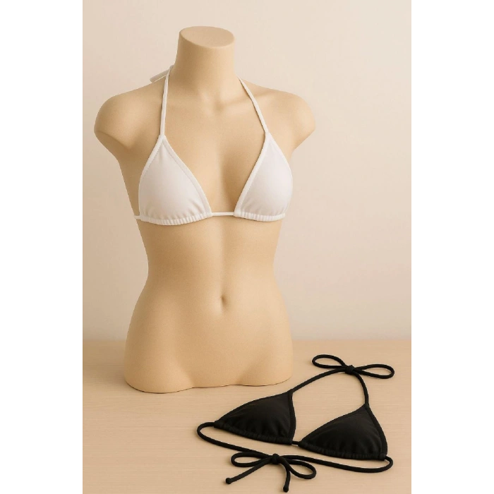 Kadın Siyah Ve Beyaz Minimal Kesim Üçgen Bikini Üstü