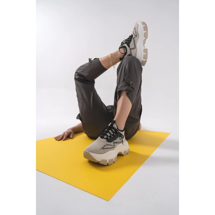 Karabina Bej Triko Kalın Tabanlı Spor Ayakkabı