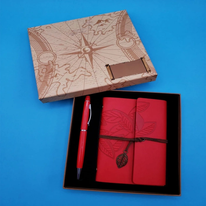 Kırmızı Kalem ve Defter