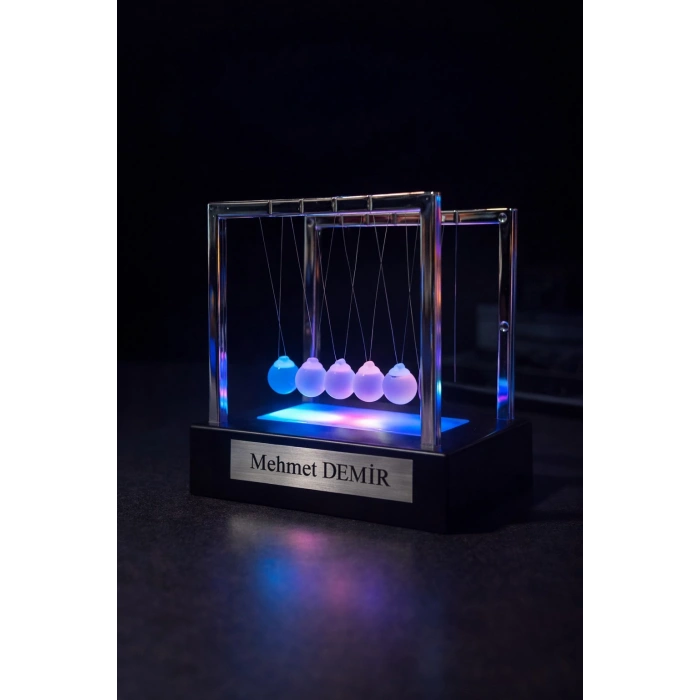 Kişiye İsme Özel RGB Led Işıklı Newton Denge Topu – Renkli Şeffaf Denge , Pilli Dekoratif Hediye