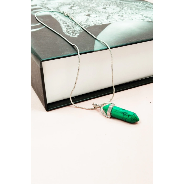 Krizopraz Doğal Taşı Zincirli El Yapımı Tasarımlı Kolye Uç: 3,5 cm Zincir: 20 cm Kutulu