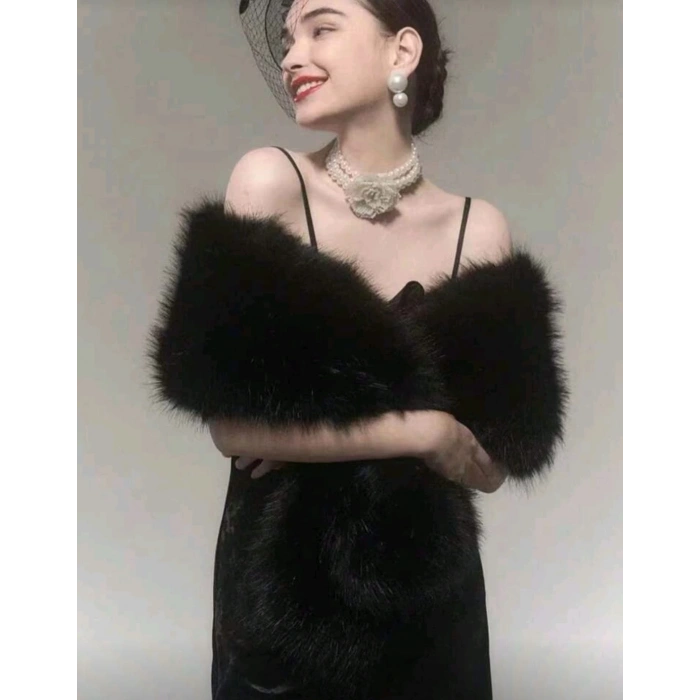 Kürk Orijinal Siyah Seksi Omuzluk Şık Kürk