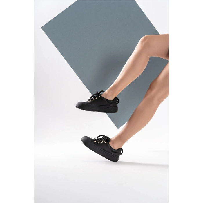 Lavender Siyah Spor Ayakkabı