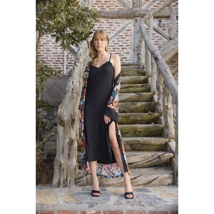 MARSiLYAN-  Çiçek ve Yaprak Desenli Dantelli ve Dekolteli Sabahlık Takımı