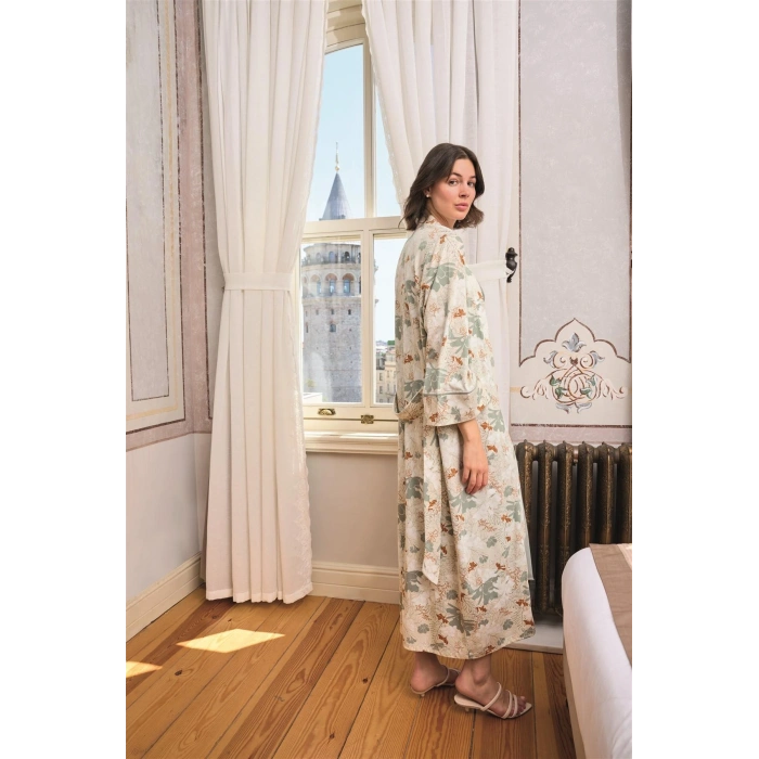MARSiLYAN- Çiçek Ve Yaprak Desenli Dantelli Ve Dekolteli Sabahlık Takımı