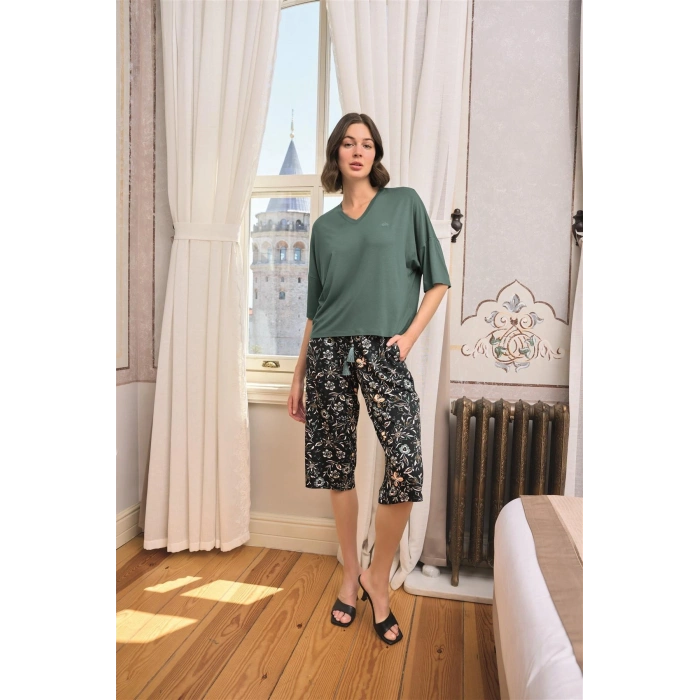 MARSiLYAN- Çiçek Ve Yaprak Desenli V Yaka Büyük Beden Kapri Takımı