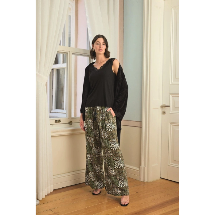 MARSiLYAN-  Çiçek Yaprak ve Etnik Desenli Dantelli 3lü Pijama Takımı