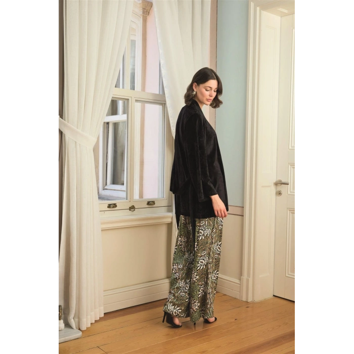 MARSiLYAN-  Çiçek Yaprak ve Etnik Desenli Dantelli 3lü Pijama Takımı