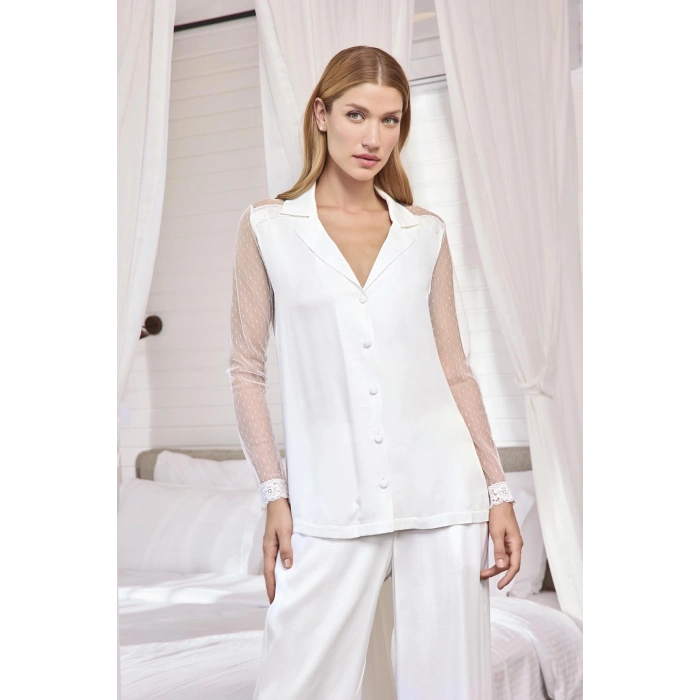 MARSiLYAN-  Dantelli ve Tüllü Uzun Kollu Önü Düğmeli Saten Pijama Takımı