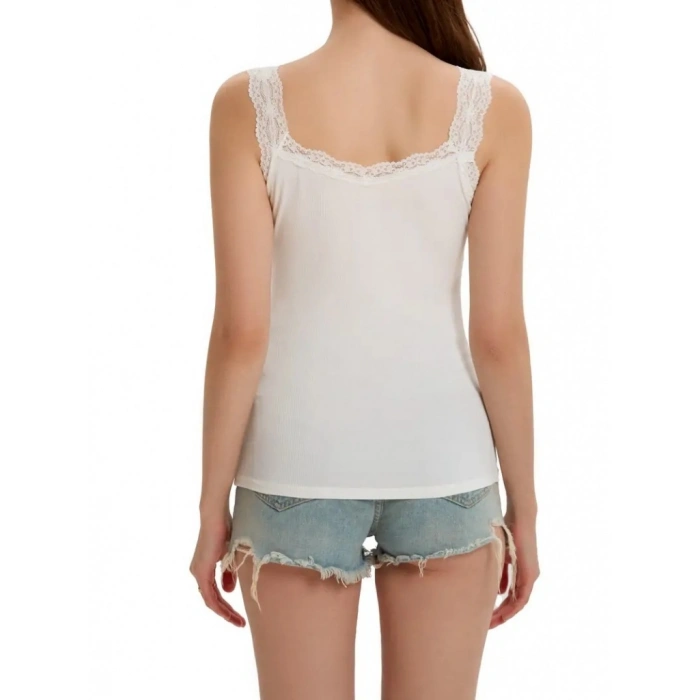 MARSiLYAN- Kadın Askılı Yuvarlak Yaka Dantel Detay Kaşkorse Bluz