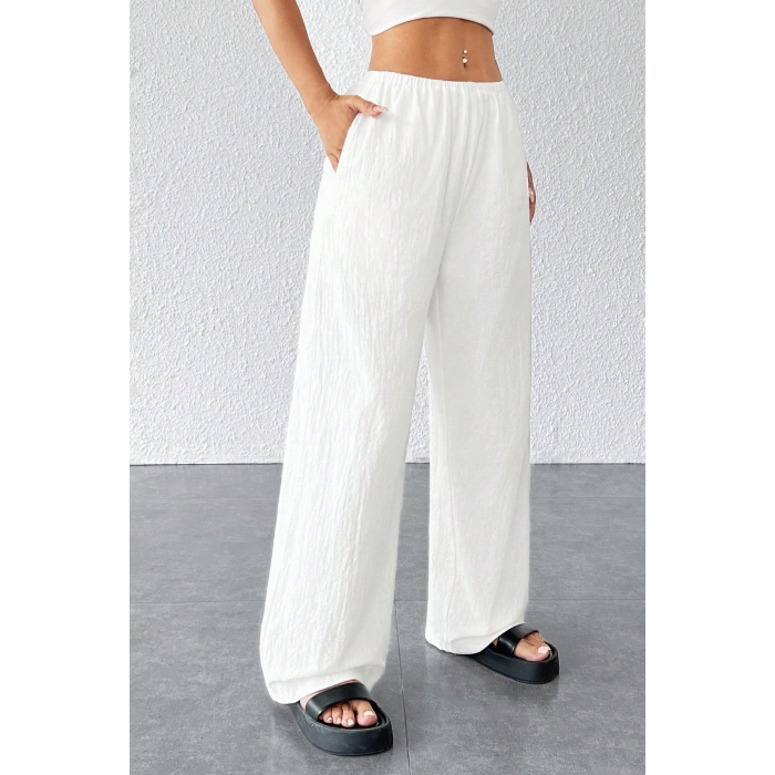 MARSiLYAN- Kadın Beyaz Bol Kesim Cepli Geniş Paça Dökümlü Pantolon