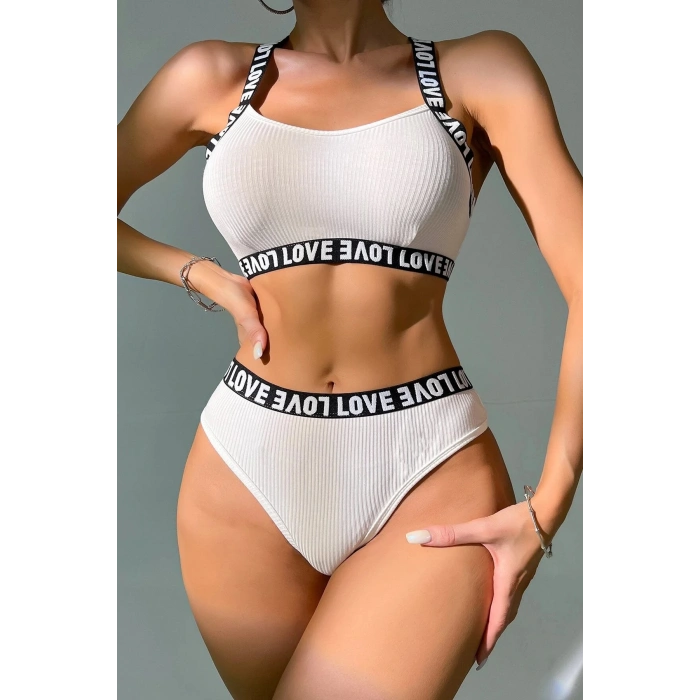MARSiLYAN- Kadın Beyaz Çapraz Sırt Ve Love Yazı Detaylı Iç Çamaşır Takımı