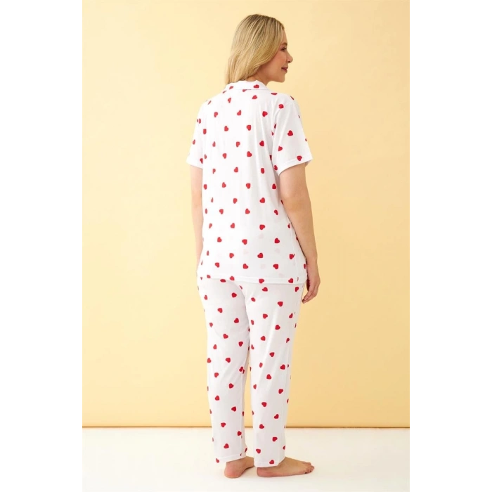 MARSiLYAN- Kadın Beyaz Kırmızı Kalp Desenli Önden Düğmeli Büyük Beden Pijama Takımı