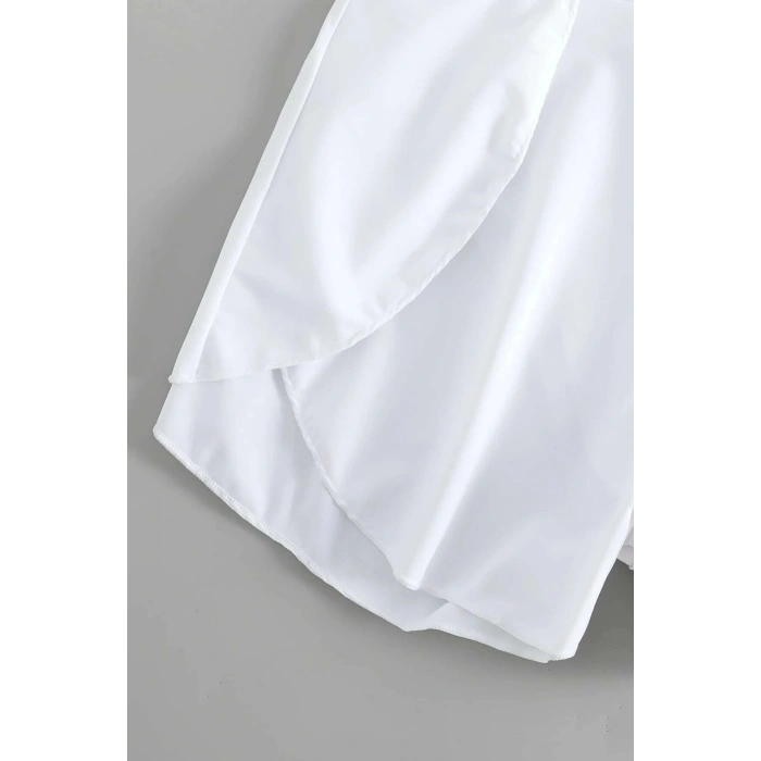 MARSiLYAN- Kadın Beyaz Yırtmaçlı Etek Görünümlü Şık Deniz Şortu