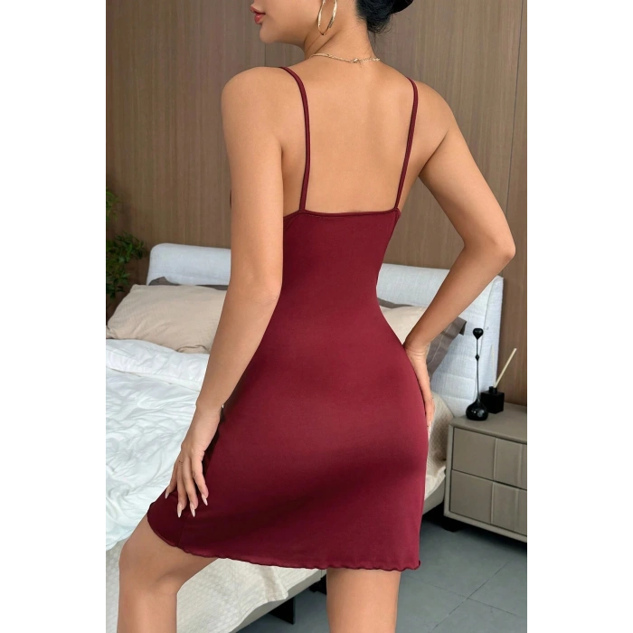 MARSiLYAN- Kadın Bordo Bacak Yırtmaçlı Siyah Dantelli ve Fiyonklu Şık Gecelik