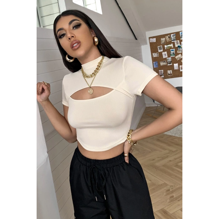MARSiLYAN- Kadın Ekru Göğüs Dekolteli Yarım Kollu Cut Out Crop Top Bluz