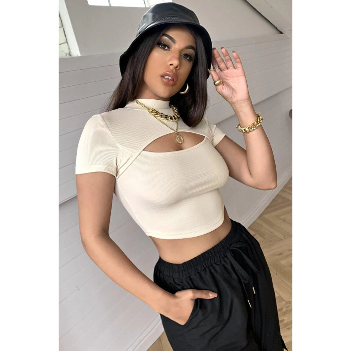 MARSiLYAN- Kadın Ekru Göğüs Dekolteli Yarım Kollu Cut Out Crop Top Bluz