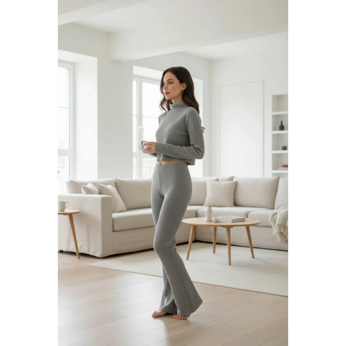 MARSiLYAN- Kadın Fitilli Eşofman Takımı – Gri Boğazlı Crop Üst & İspanyol Paça Pantolon, Esnek Rahat Kalıp