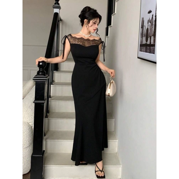 MARSiLYAN- Kadın Göğüs Ve Yakası Dantel Detaylı Kayık Yaka Görünümlü Uzun Ithal Krep Elbise