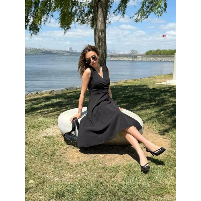 MARSiLYAN- Kadın Ithal Krep Kumaş Kruvaze Yaka Eteği Kloş Kolsuz Mini Elbise