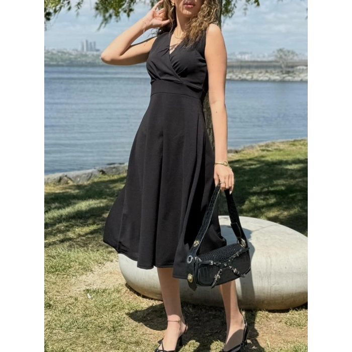 MARSiLYAN- Kadın Ithal Krep Kumaş Kruvaze Yaka Eteği Kloş Kolsuz Mini Elbise