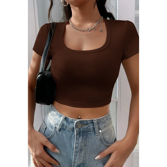 MARSiLYAN- Kadın Kahverengi Yarım Kol Düz Yaka Crop Top Bluz