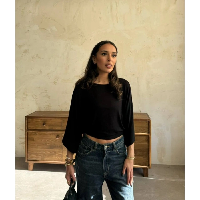 MARSiLYAN- Kadın Kayık Yaka Yarasa Kol Dökümlü Kısa Bluz