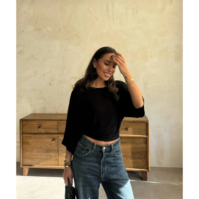 MARSiLYAN- Kadın Kayık Yaka Yarasa Kol Dökümlü Kısa Bluz