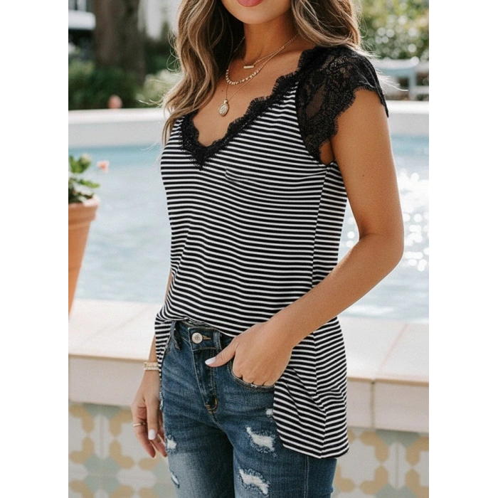 MARSiLYAN- Kadın Kısa Kollu V Yakalı Dantelli Süprem Bluz