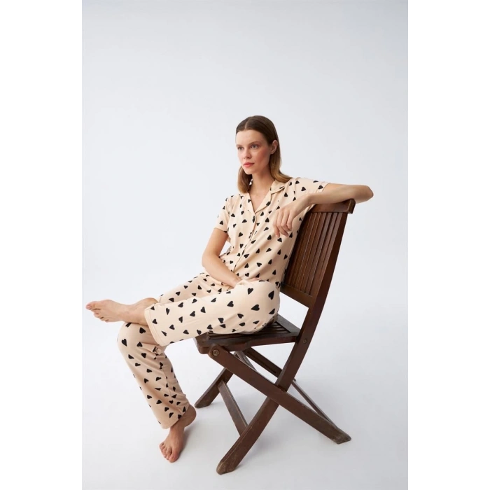 MARSiLYAN- Kadın Krem Rengi Kalp Desenli Önden Düğmeli Pijama Takımı