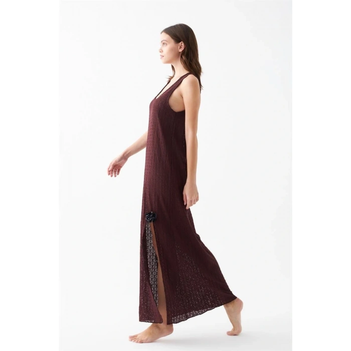 MARSiLYAN- Kadın Mürdüm Dantel Dokulu Yırtmaçlı Uzun Gecelik – Zarif ve Rahat Uyku Geceliği