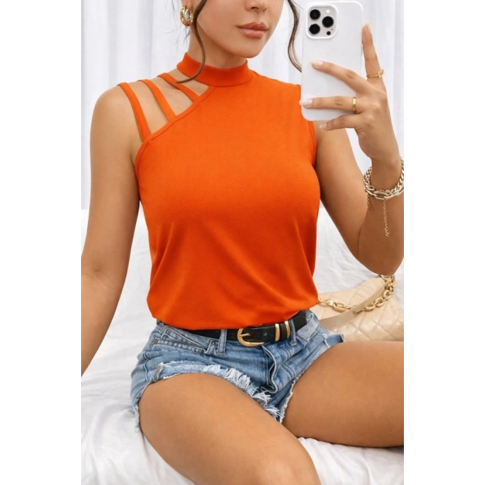 MARSiLYAN- Kadın Omuzdan şerit Detaylı Yarı Balıkçı Yaka Viskon Bluz