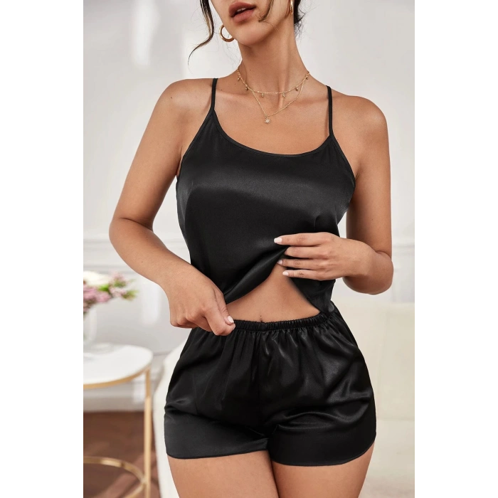 MARSiLYAN- Kadın Siyah Asimetrik Sırt Dekolte Detaylı Şık Şortlu Gecelik Takım