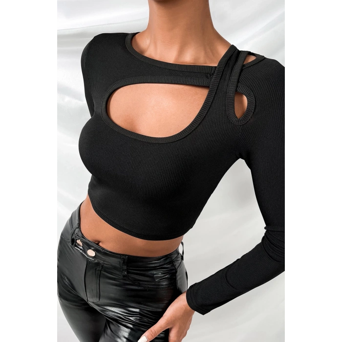MARSiLYAN- Kadın Siyah Göğüs Dekolteli Çapraz Askılı Uzun Kollu Crop Top Bluz