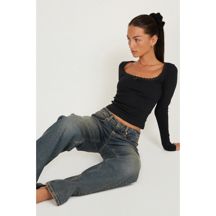 MARSiLYAN- Kadın Siyah Kare Yaka Dantelli Uzun Kollu Crop Top Bluz