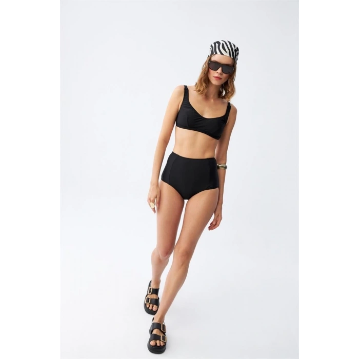 MARSiLYAN- Kadın Siyah Pedli Kare Yaka Yüksek Bel Bikini Takımı