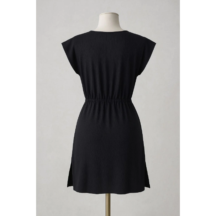 MARSiLYAN- Kadın Siyah Yanları Yırtmaçlı Tokalı V Yaka Mini Plaj Elbisesi