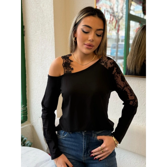 MARSiLYAN- Kadın Tek Omuzu Açık Askılı Dantelli Viskon Bluz