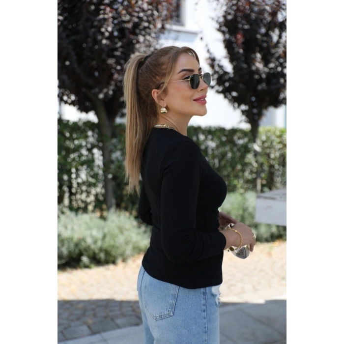 MARSiLYAN- Kadın Uzun Kollu Kruvaze Yakalı Toka Detaylı Viskon Bluz